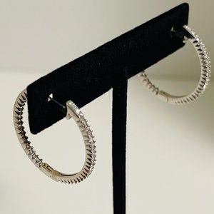 💞{SOLD} Sale 18k WG  Inside and out diamonds all over💞